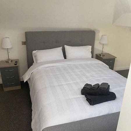 Spacious 2 Bedroom Apartment 리버풀 외부 사진